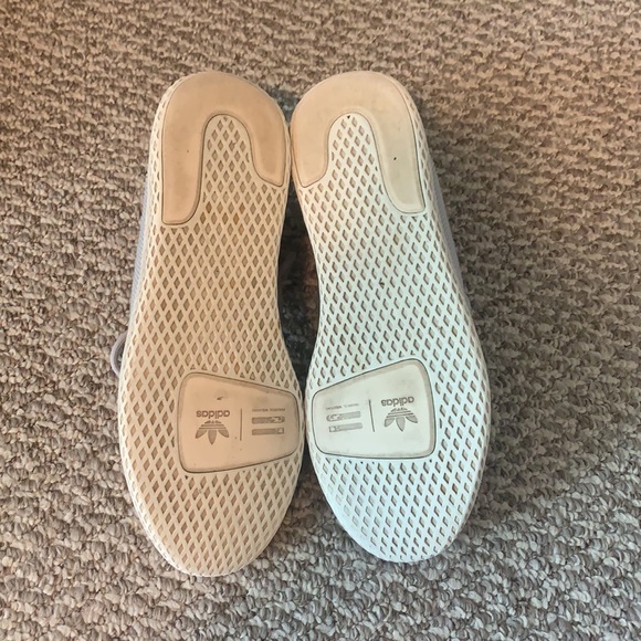 Pharrell William Tennis Shoes - Picture 5 of 5